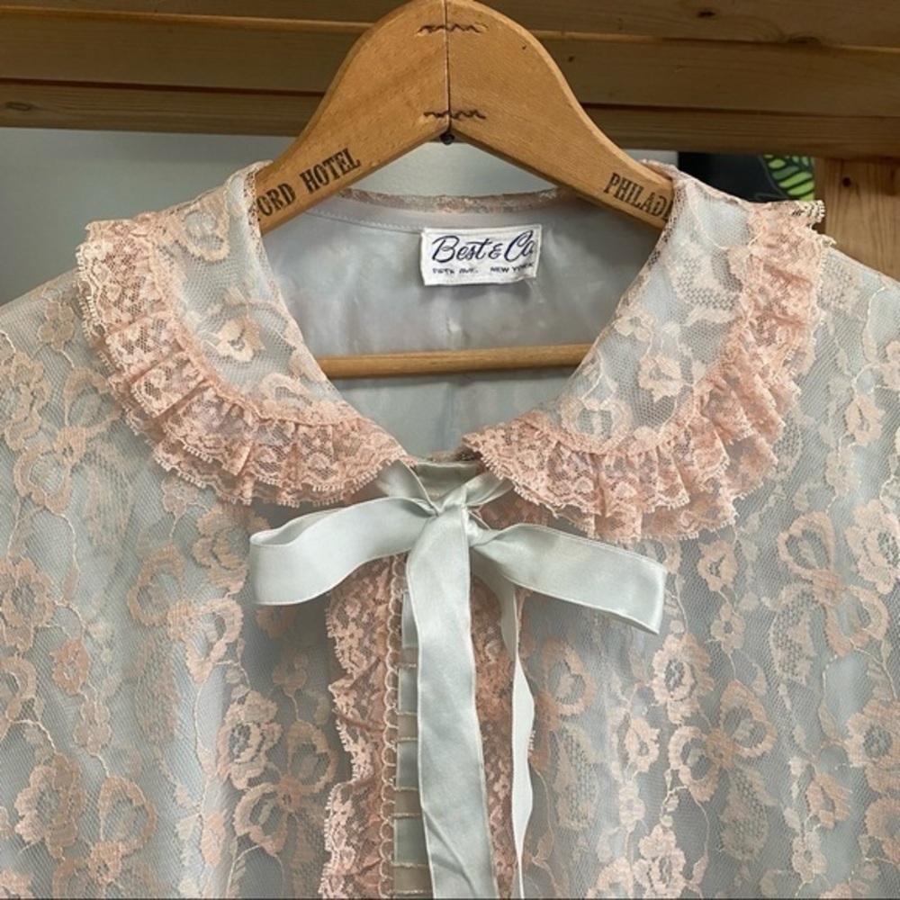 Vintage 1960’s Best & Co. Odette Barsa Blue Pink Lace Overlay Satin Robe Small - Picture 6 of 16